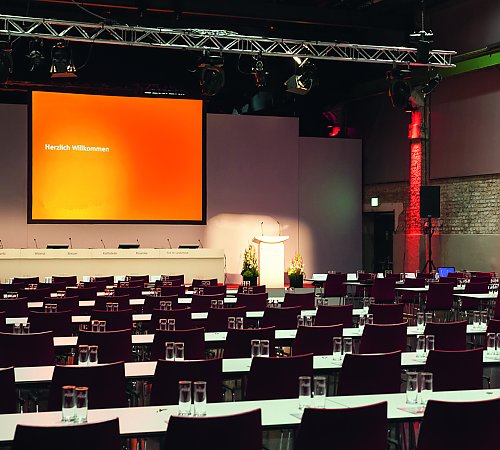 Tagung in der Halle Tagung in der Halle