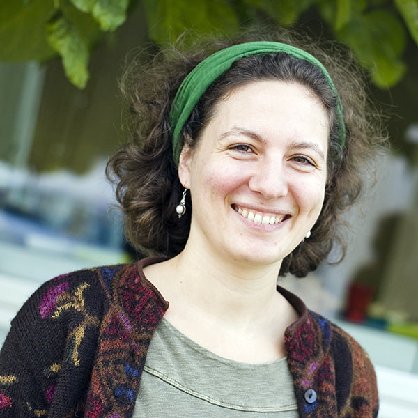 Mara Dewenter (MD)