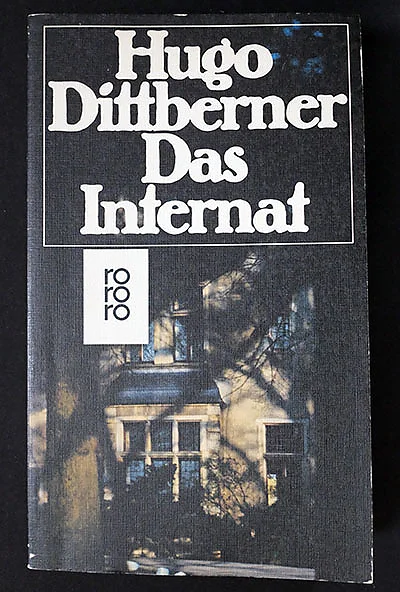 bücherschrank internat