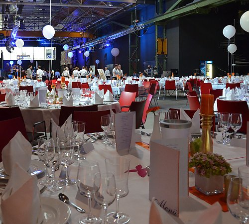 Private Feier in der Halle Private Feier in der Halle